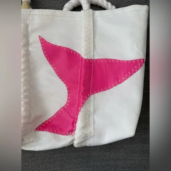 Sea Bags Whale Tail Tote
Recycled sail cloth rope handles
Handmade In Maine - Picture 2 of 10